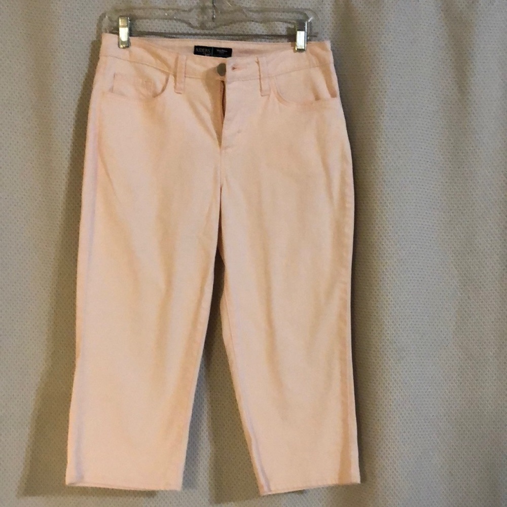Mid rise capri c12